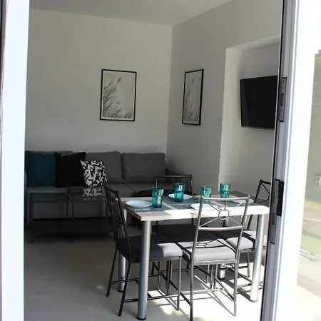 Szafirowy Zakatek Pensionat 3*