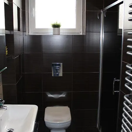 Szafirowy Zakatek Pensión Kołobrzeg