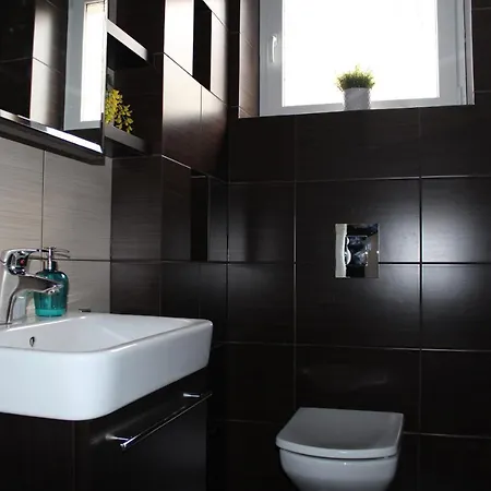 Πανσιόν Szafirowy Zakatek 3*