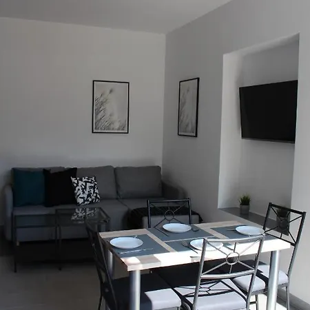 Szafirowy Zakatek Pensión Kołobrzeg