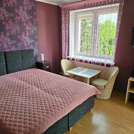 Pensjonat Szafirowy Zakątek *