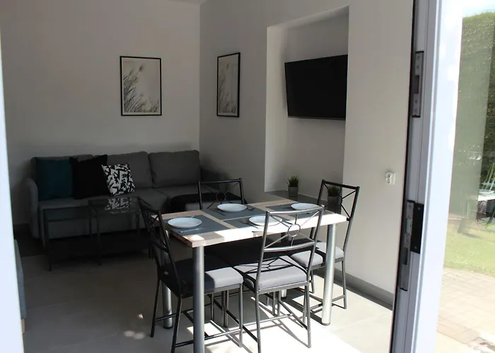 بيت ضيافة Szafirowy Zakatek كولوبرزيغ